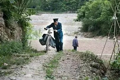 “邮政确实垃圾”,承受无数骂名,配送无数无人问津...