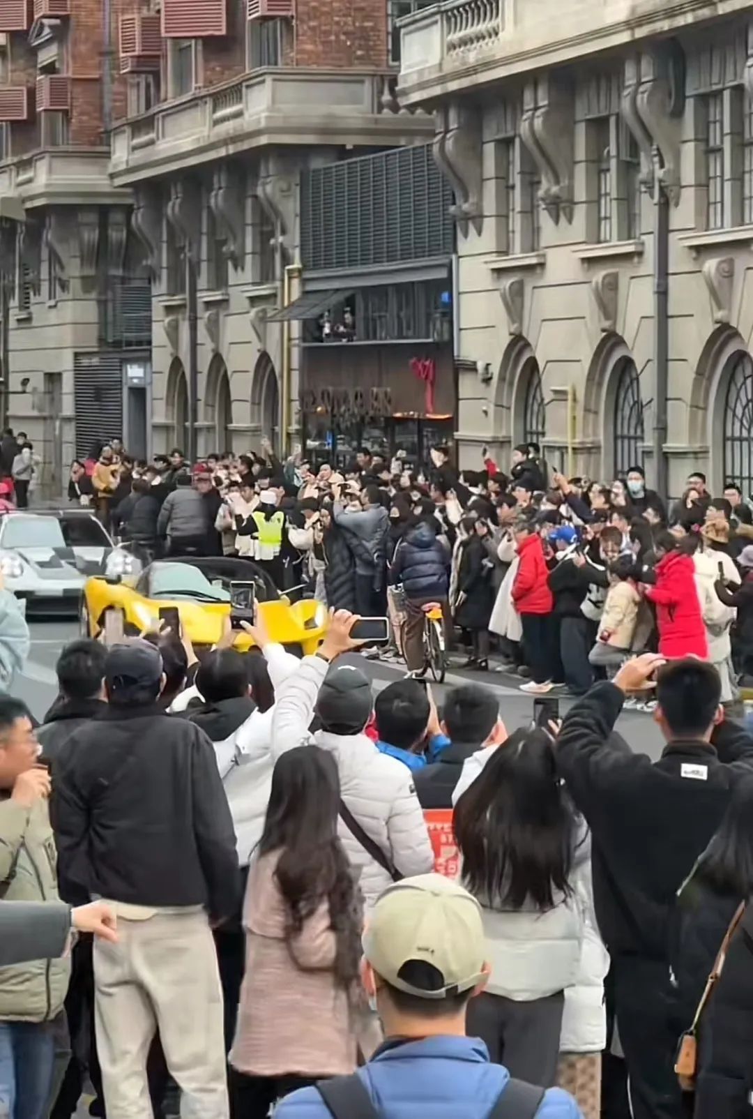 韩国人不会受到震撼,而武康路会堵住