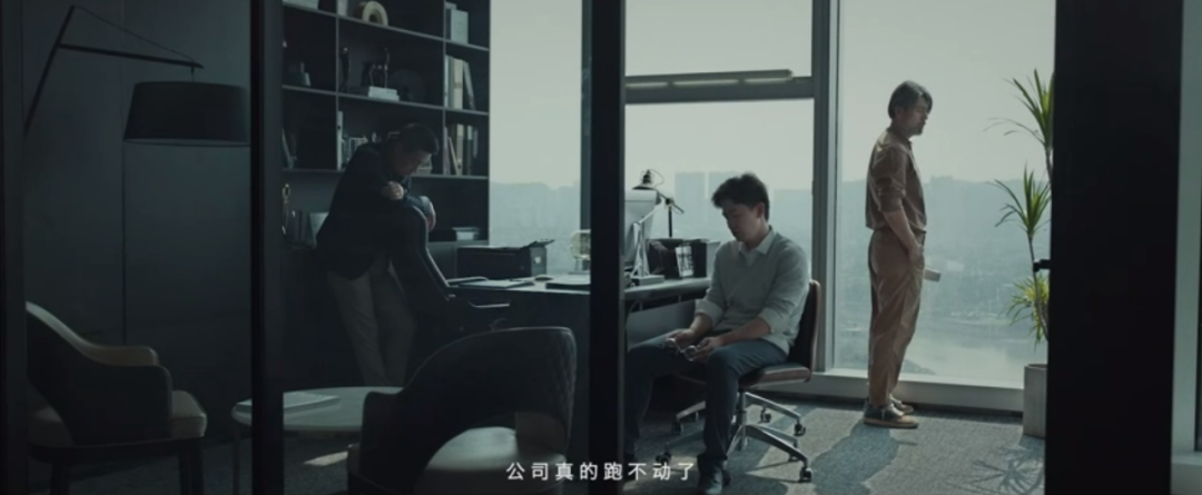 老生常谈的「热爱」，被红旗拍出了新滋味