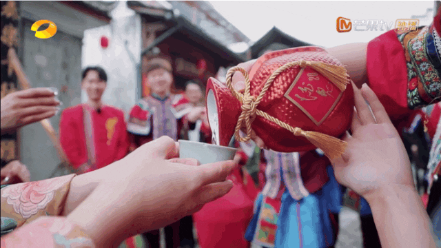 看完湖南卫视《中国婚礼》,为什么我狠狠地记住了酒鬼酒