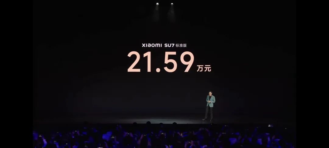 开怼小米SU7，凯迪拉克比椰树还辣眼睛