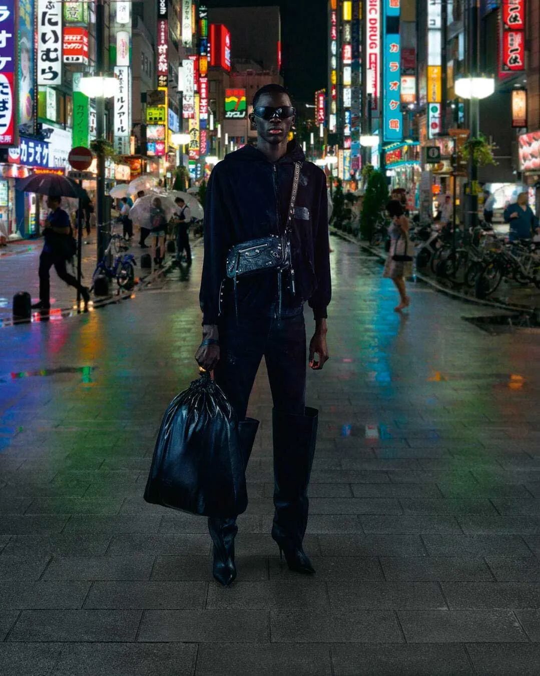 巴黎世家&ldquo;魔性单品&rdquo;，专割有钱人？
