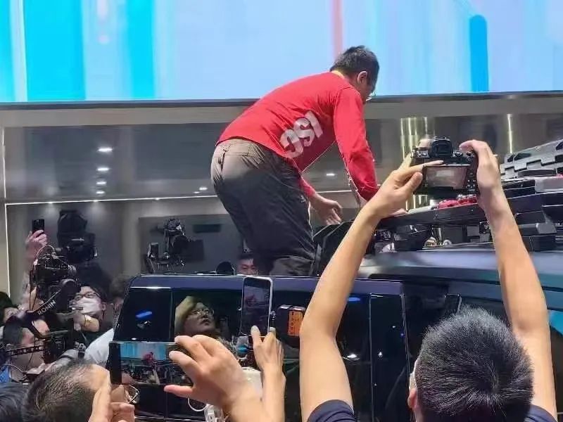 雷军和周鸿祎，又给车圈上了堂&ldquo;流量&rdquo;课！