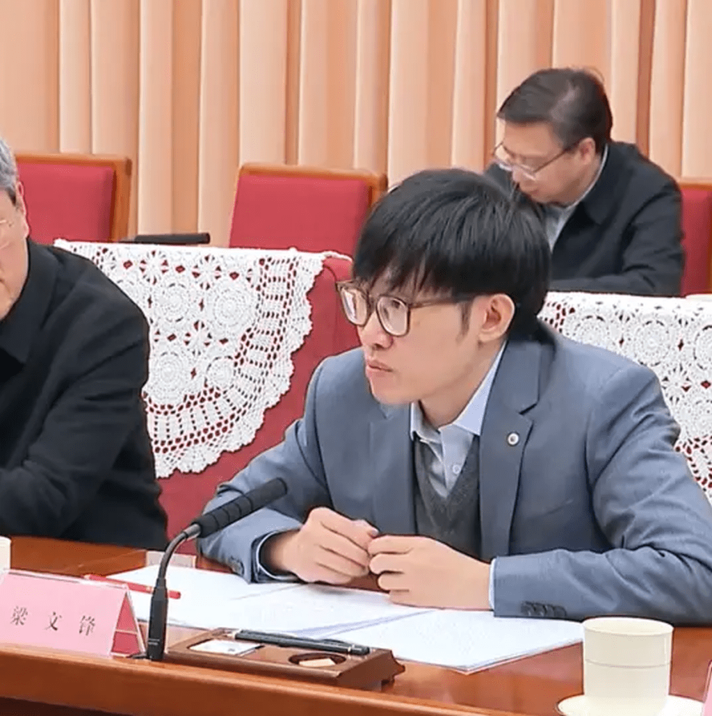 震撼!AI公司DeepSeek开源发布,给AI与芯片产业一点小小中国震撼