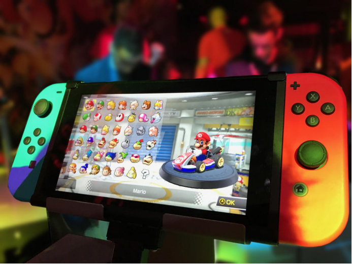 Switch卖不动了,一代掌上神机摇摇欲坠