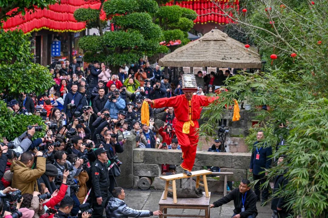 这些丰盛的中国宴席，就是烟火人间