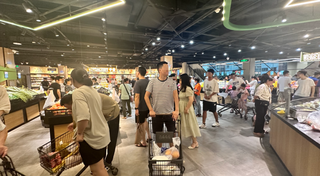 中百仓储“自改”首店,能否成为“武汉胖东来”?
