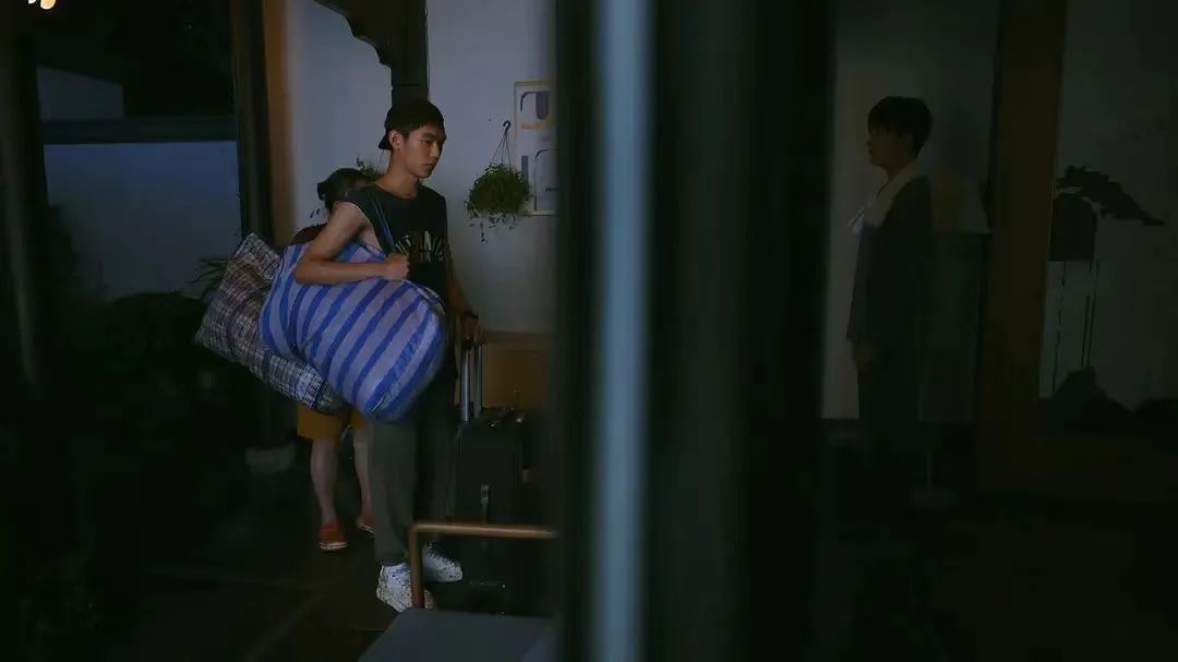 《鸣龙少年》,青春校园剧的另一种解法