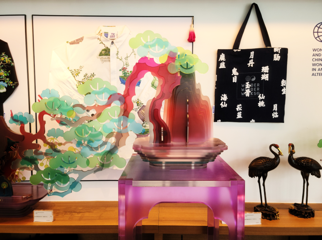 茑屋书店惨遭同行“复制粘贴”?店面设计几乎雷同,撞名日本第三书店!网友:你是李逵,还是李鬼?