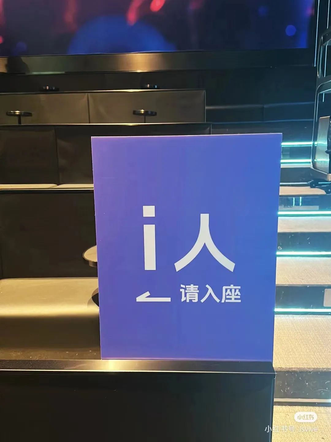 终于，海底捞向社恐妥协了！