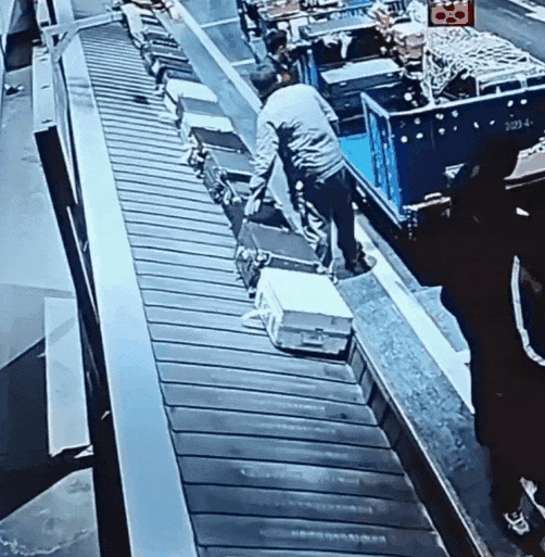 4000万粉丝网红被骂哭,全国文旅大战“杀”疯了