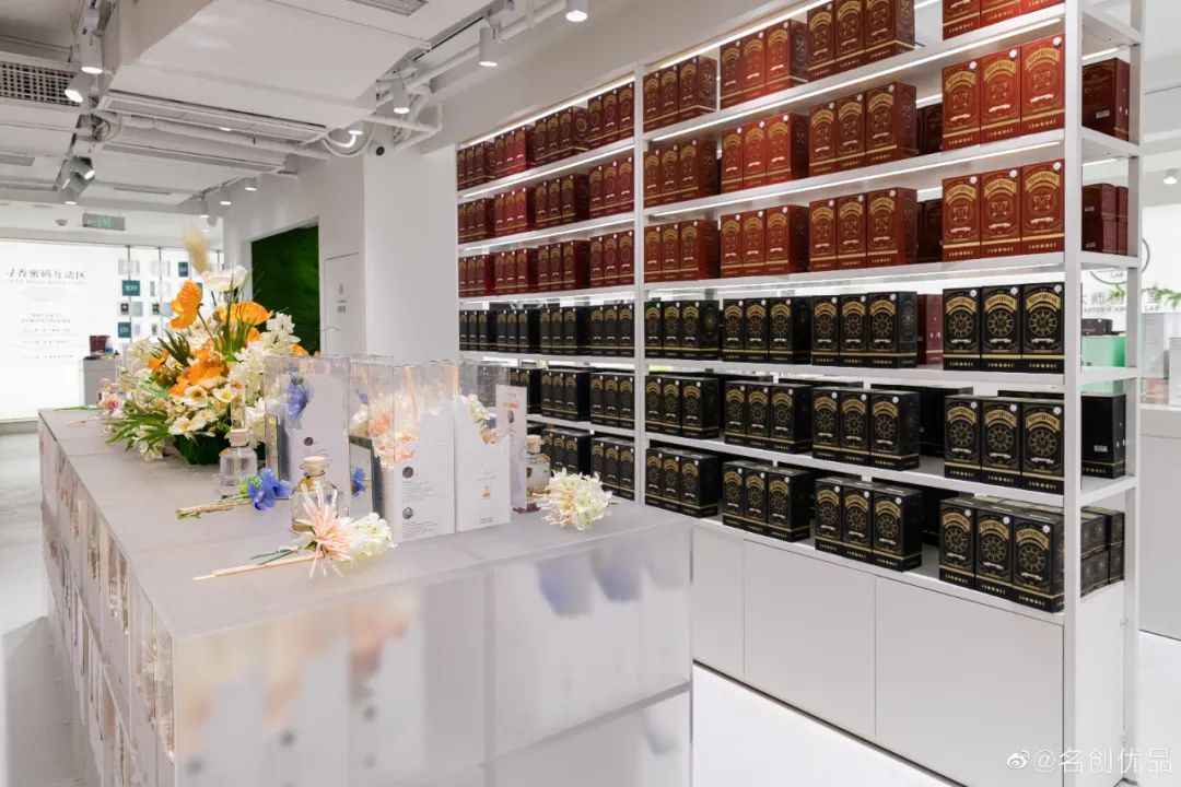 年轻人的兴趣消费，这次被名创优品的&ldquo;香薰博物馆&rdquo;拿捏住了