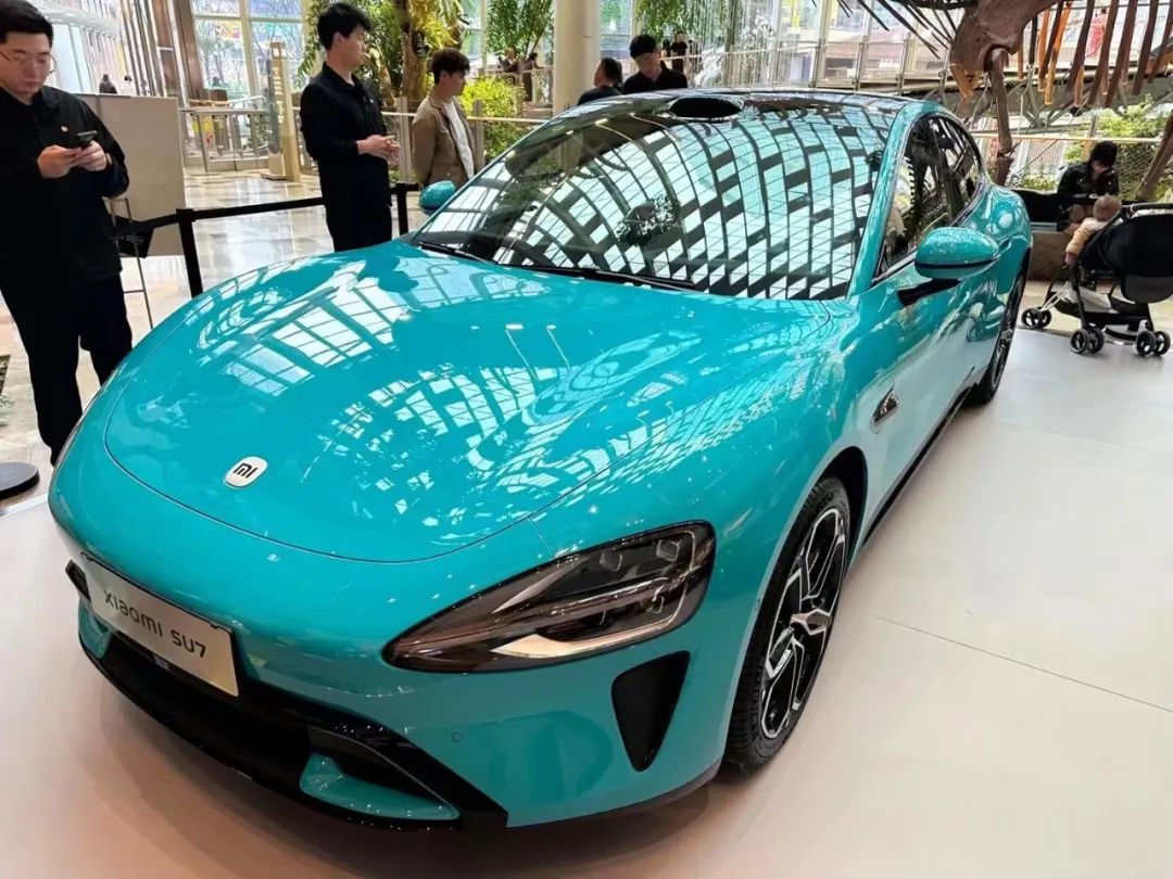 “七拼八凑”的小米SU7 为何27分钟大定就突破5万?