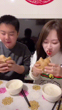 家庭伦理情景剧.gif