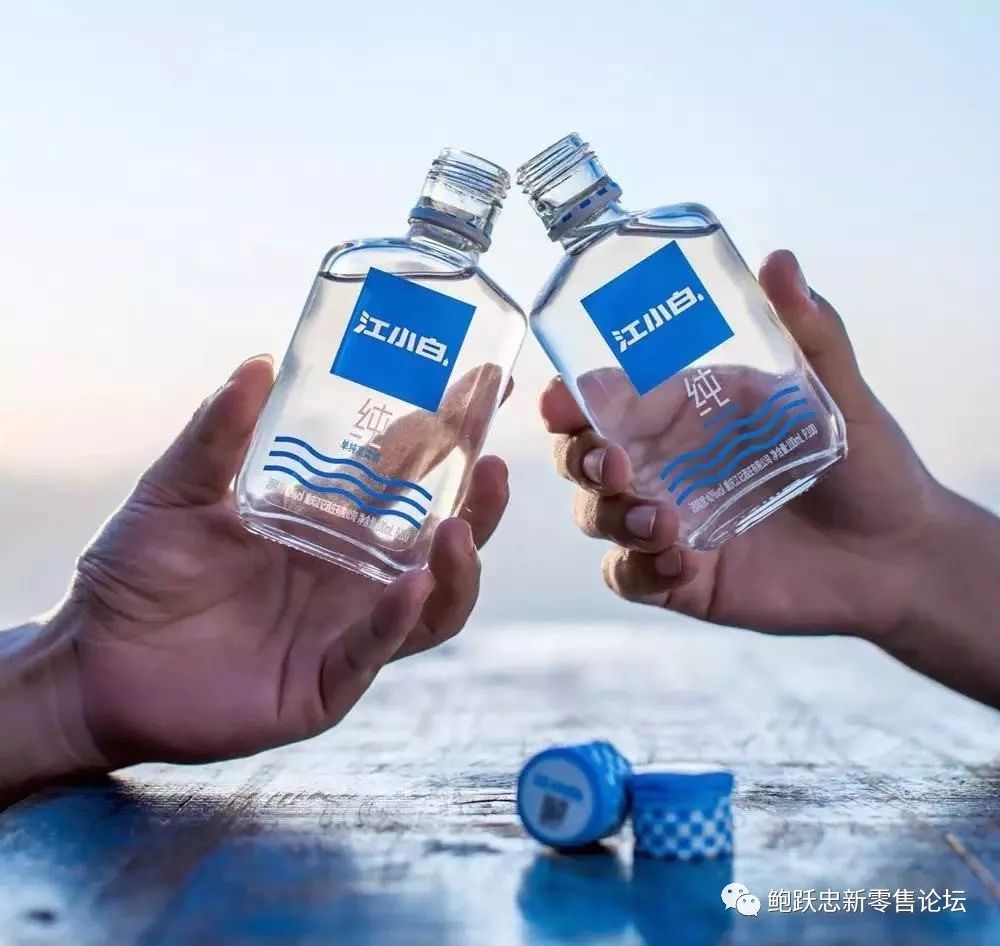 当前,快消品企业不仅要关注线上全渠道的变化,更要关注线下多渠道的变化