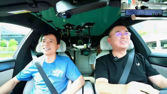 月销仅400余辆,极越汽车“甘心被骂”?|车界观察