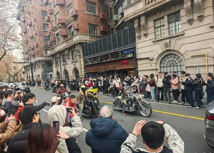 韩国人不会受到震撼,而武康路会堵住