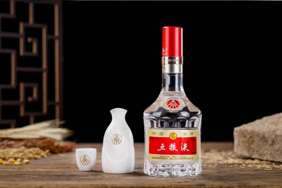 茅台五粮液“失宠”,平替上位?