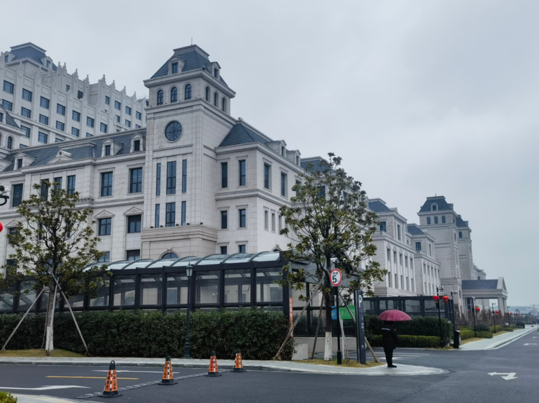 办医院:大公司新潮流|巨潮