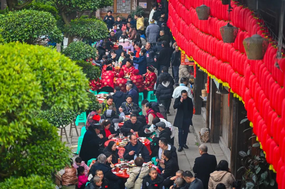这些丰盛的中国宴席，就是烟火人间