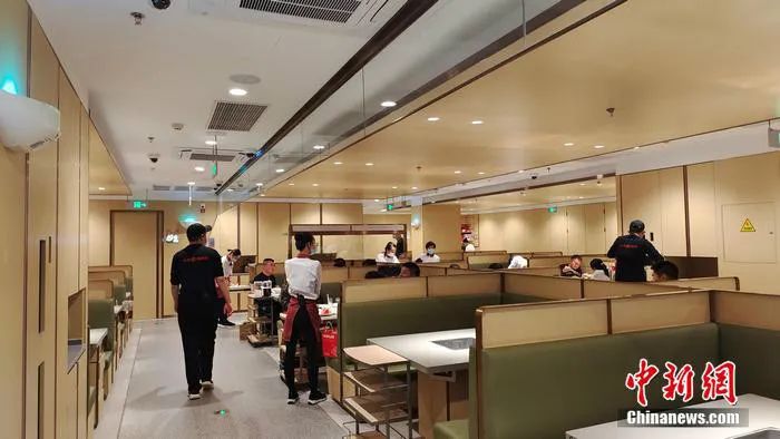 狂揽 414 亿!“火锅一哥”杀回来了
