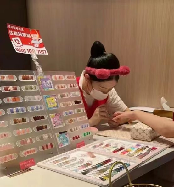 海底捞推出社恐服务，尬的e人偷偷做i