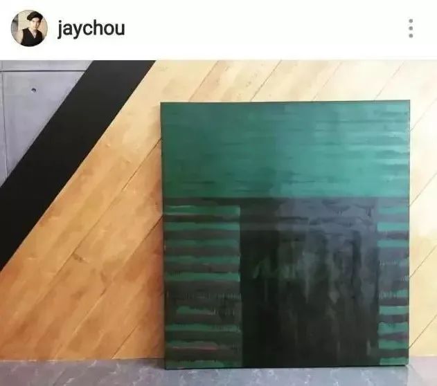 蔡康永开“冤种”艺术展,周杰伦一口气买3张?批发进货式购买,引粉丝不解!网友:看不懂啊,这也算艺术品?