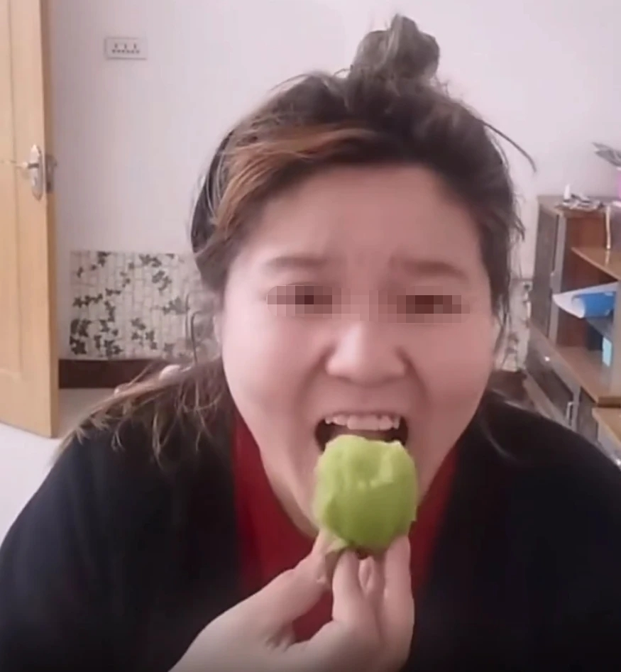 &ldquo;偷袭&rdquo;直播间，马保国又被KO了