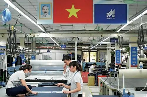 4000万过剩的老板和7000万无法就业的年轻人