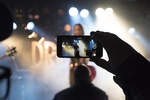 5-11-1concert-4125832__340.jpg
