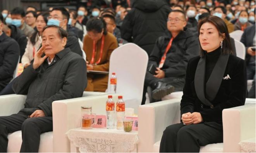 仅仅接班5个月，宗馥莉的娃哈哈为何成了&ldquo;昙花一现&rdquo; ？