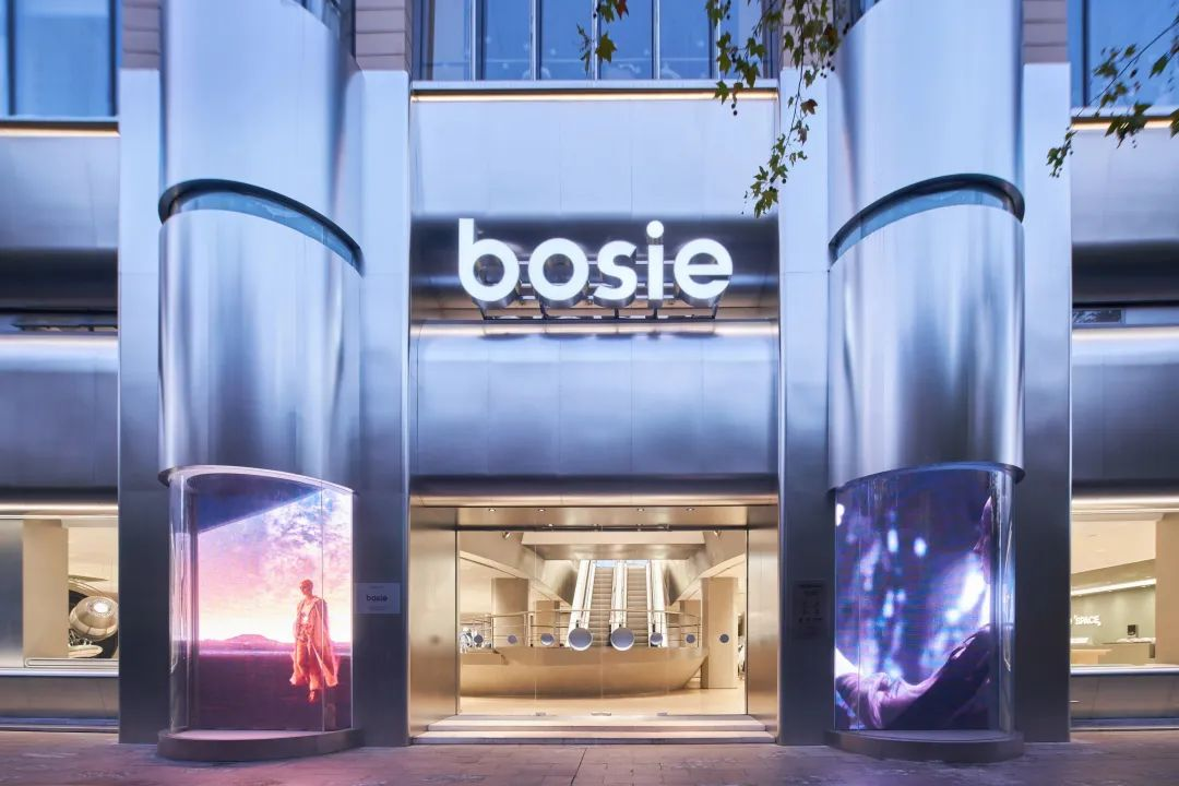 男女通吃,主打无性别的Bosie出圈了