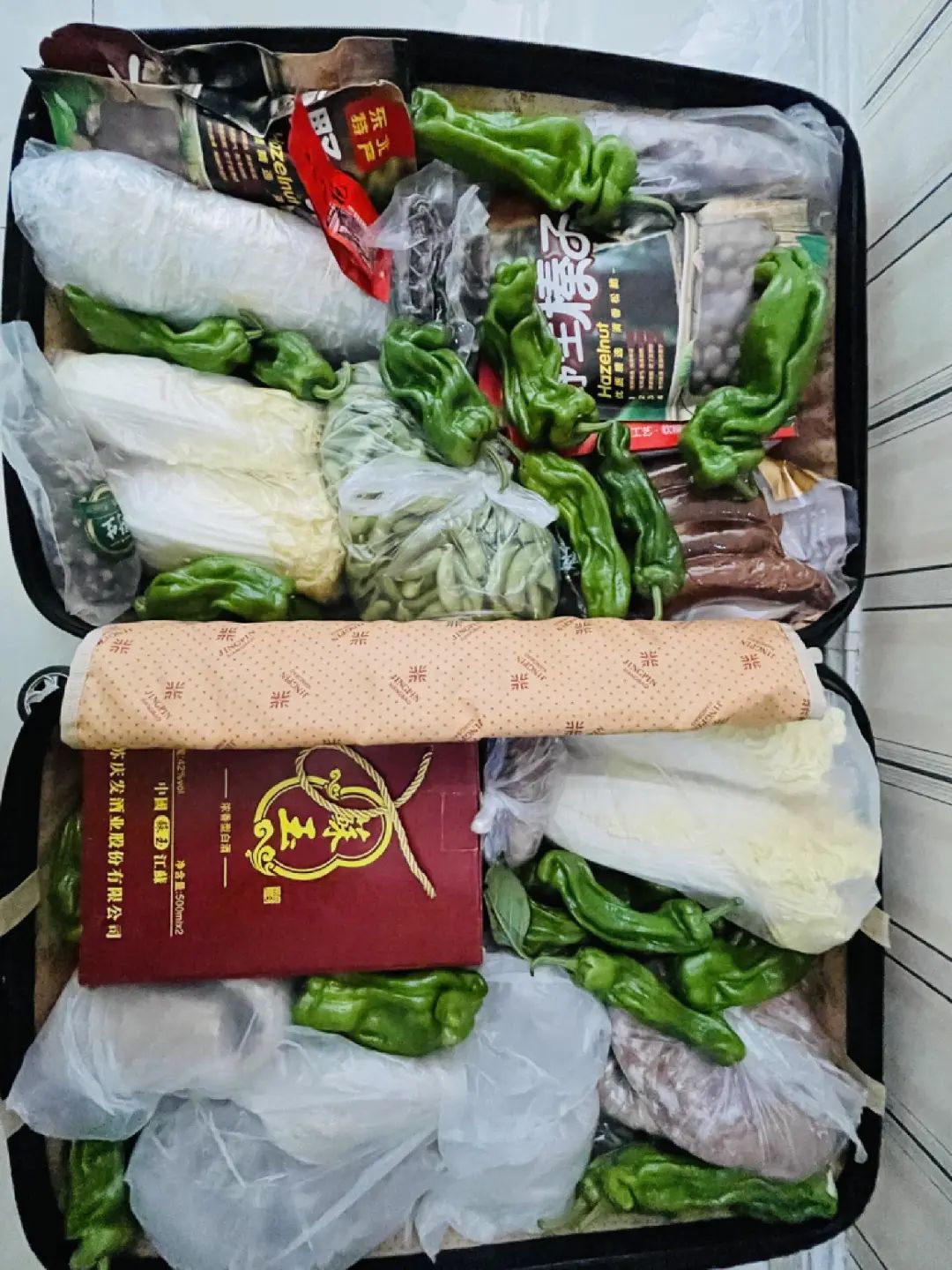 返工年轻人的行李箱,装满了“土味”