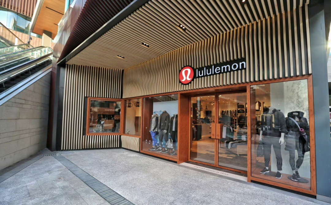 中产三件套的lululemon,在中国走向下沉市场