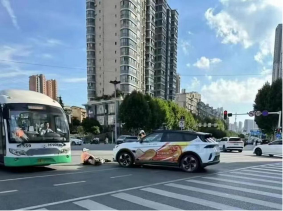 萝卜快跑,动了谁的蛋糕?