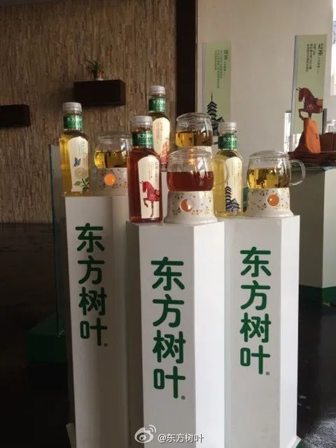 被网暴的东方树叶,5 万箱一抢而空!