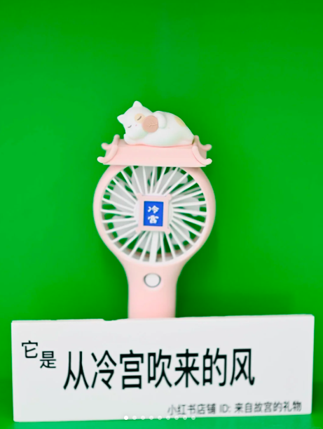 哈哈哈哈哈这文案谁写的啊!!!