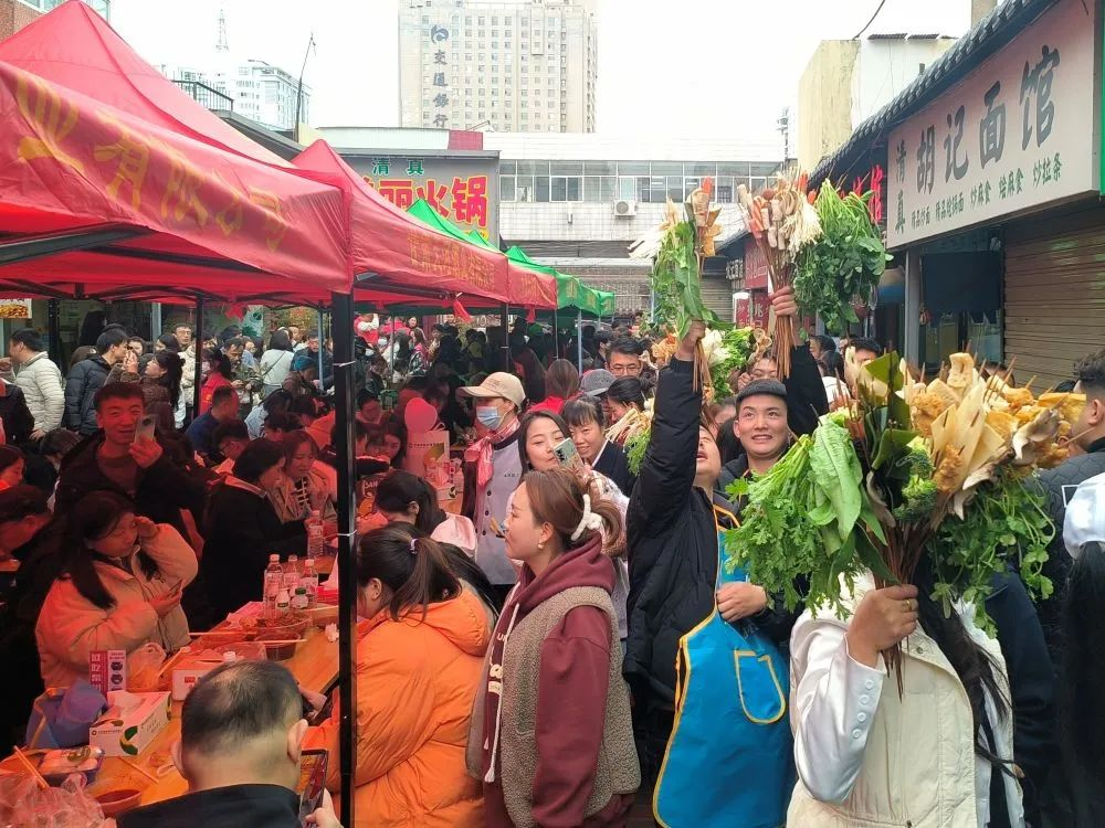 天水麻辣烫“追风开店”下的经营密码