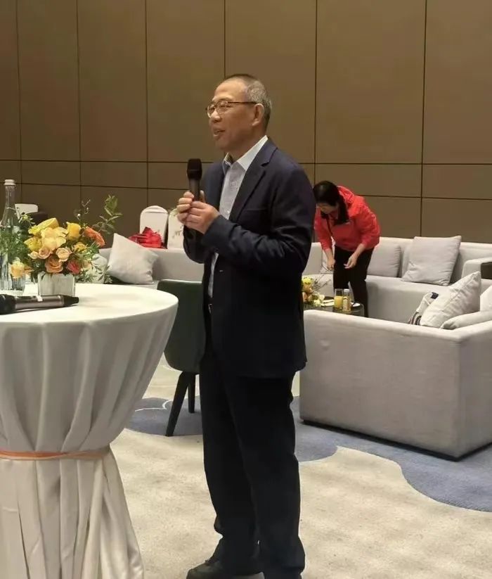 农夫山泉的公关战,为何成了“回旋镖”?