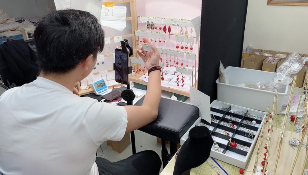 用5万元撬动4个亿，我在义乌&ldquo;追风口&rdquo;，财富暴涨8000倍