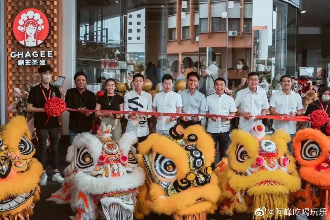 瑞幸&ldquo;下南洋&rdquo;！新茶饮为何沉迷东南亚？