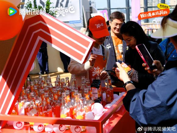 腾讯综艺「笑吧」的一小步,喜综营销的一大步