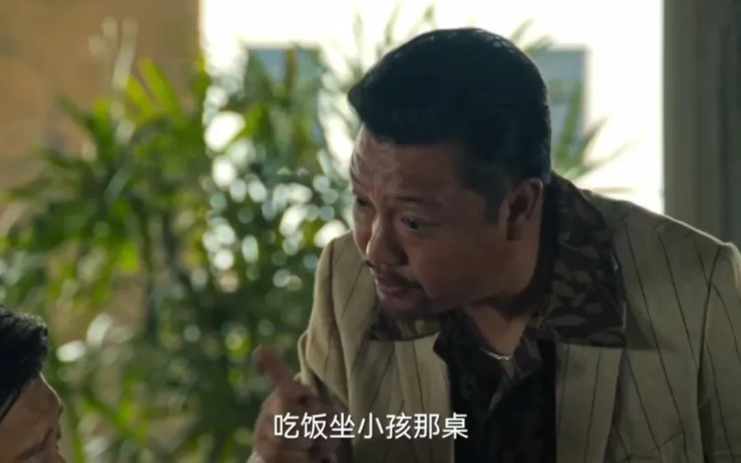美团请来《狂飙》&ldquo;徐江&rdquo;拍广告，承包了我一年的笑点