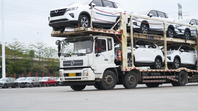 菜鸟“乘”车,化旧为新