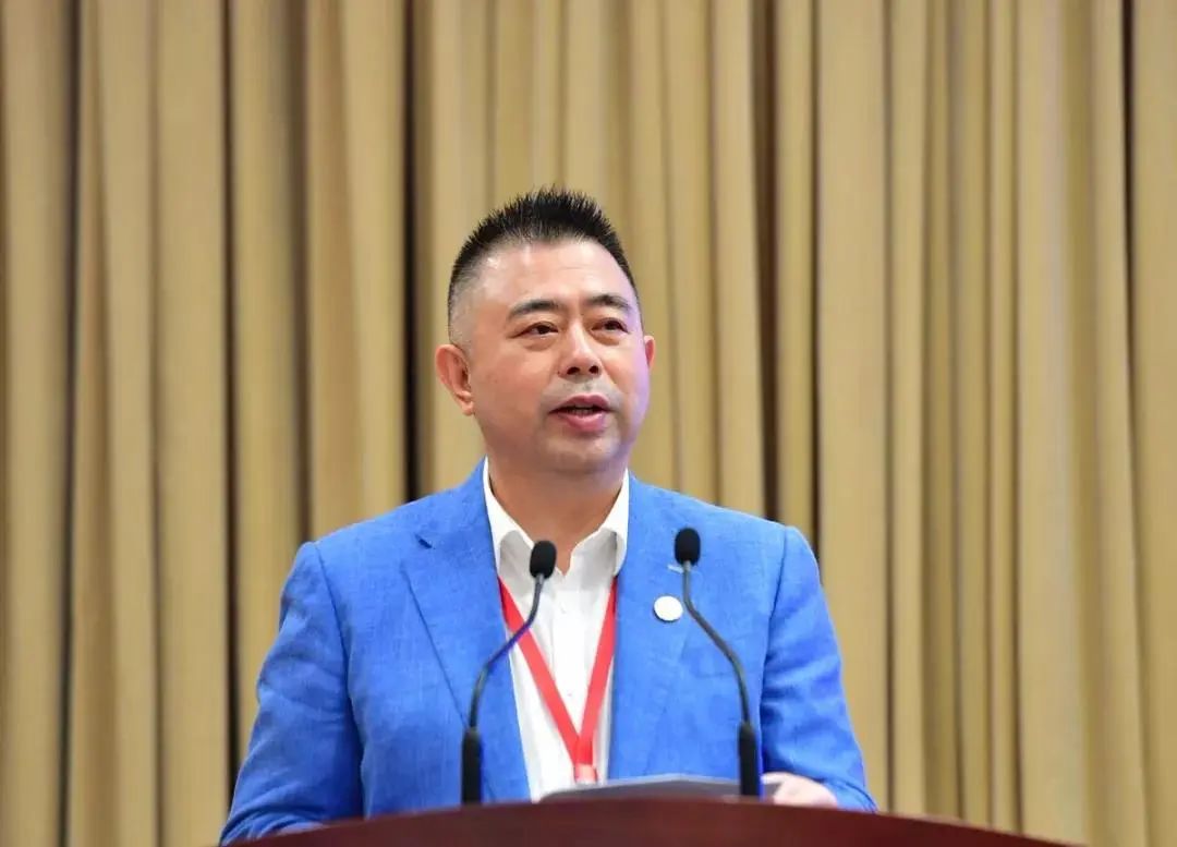 &ldquo;男鞋第一股&rdquo;奥康巨亏背后：皮鞋生意的&ldquo;三宗罪&rdquo;
