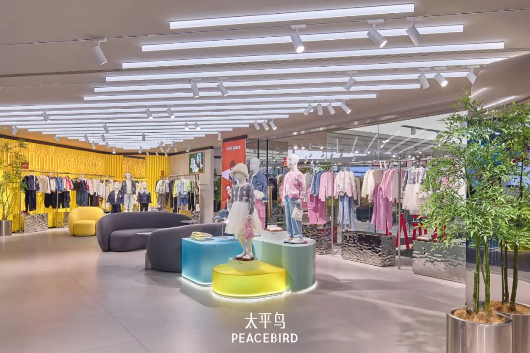重塑行业标杆：解码太平鸟超级壹号店的战略突围与范式创新