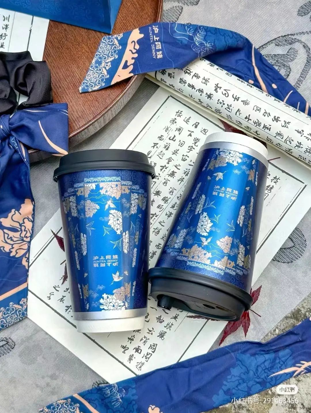 被“不雅照”毁掉的她,靠“暴揍”辱华品牌翻红?!