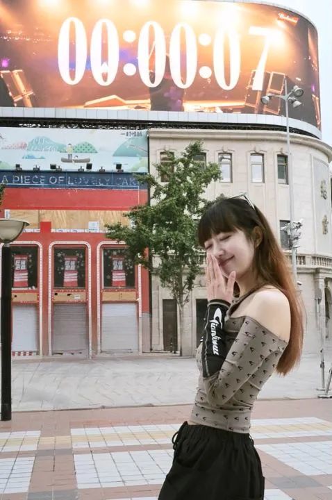 百威 x Tomorrowland,用最in的电音节撬动年轻圈层