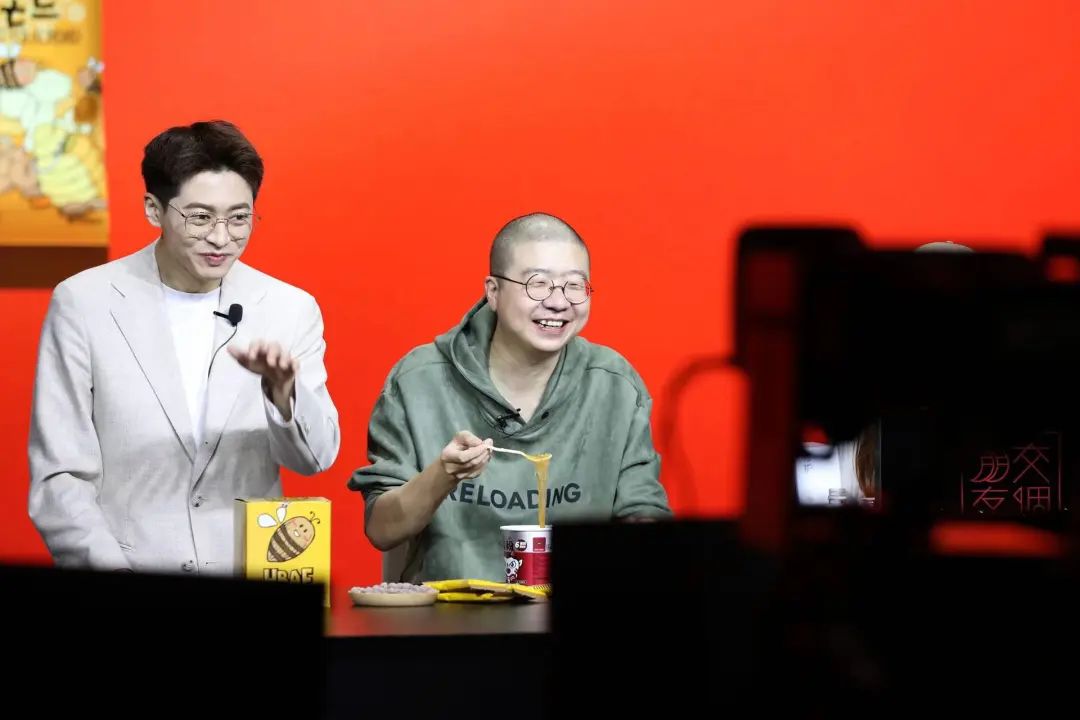 李诞入&ldquo;淘&rdquo;，边讲段子边把钱给赚了