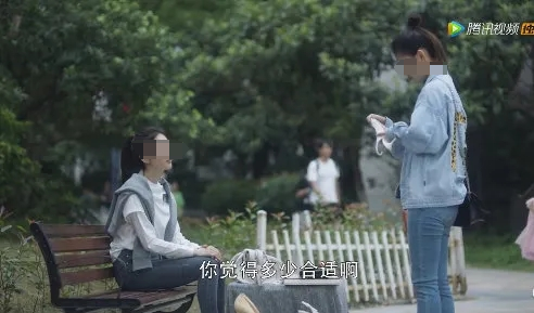 京圈第一名媛摆地摊,比“爱马仕装大葱”还炸裂!